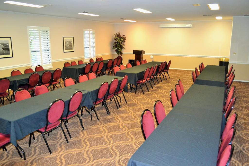 Ashmore Inn And Suites Lubbock Ngoại thất bức ảnh