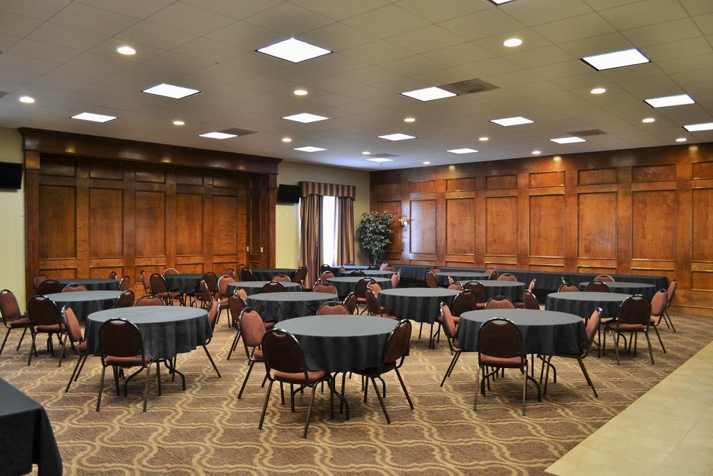 Ashmore Inn And Suites Lubbock Ngoại thất bức ảnh