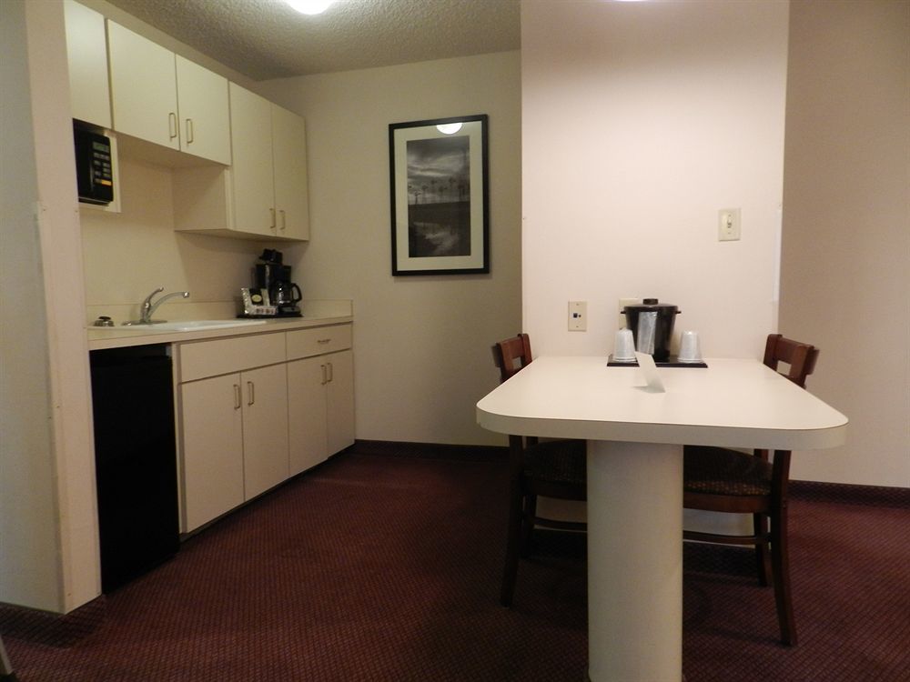 Ashmore Inn And Suites Lubbock Ngoại thất bức ảnh