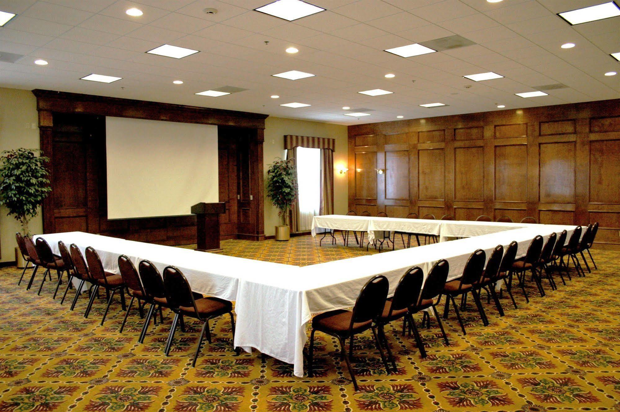 Ashmore Inn And Suites Lubbock Ngoại thất bức ảnh