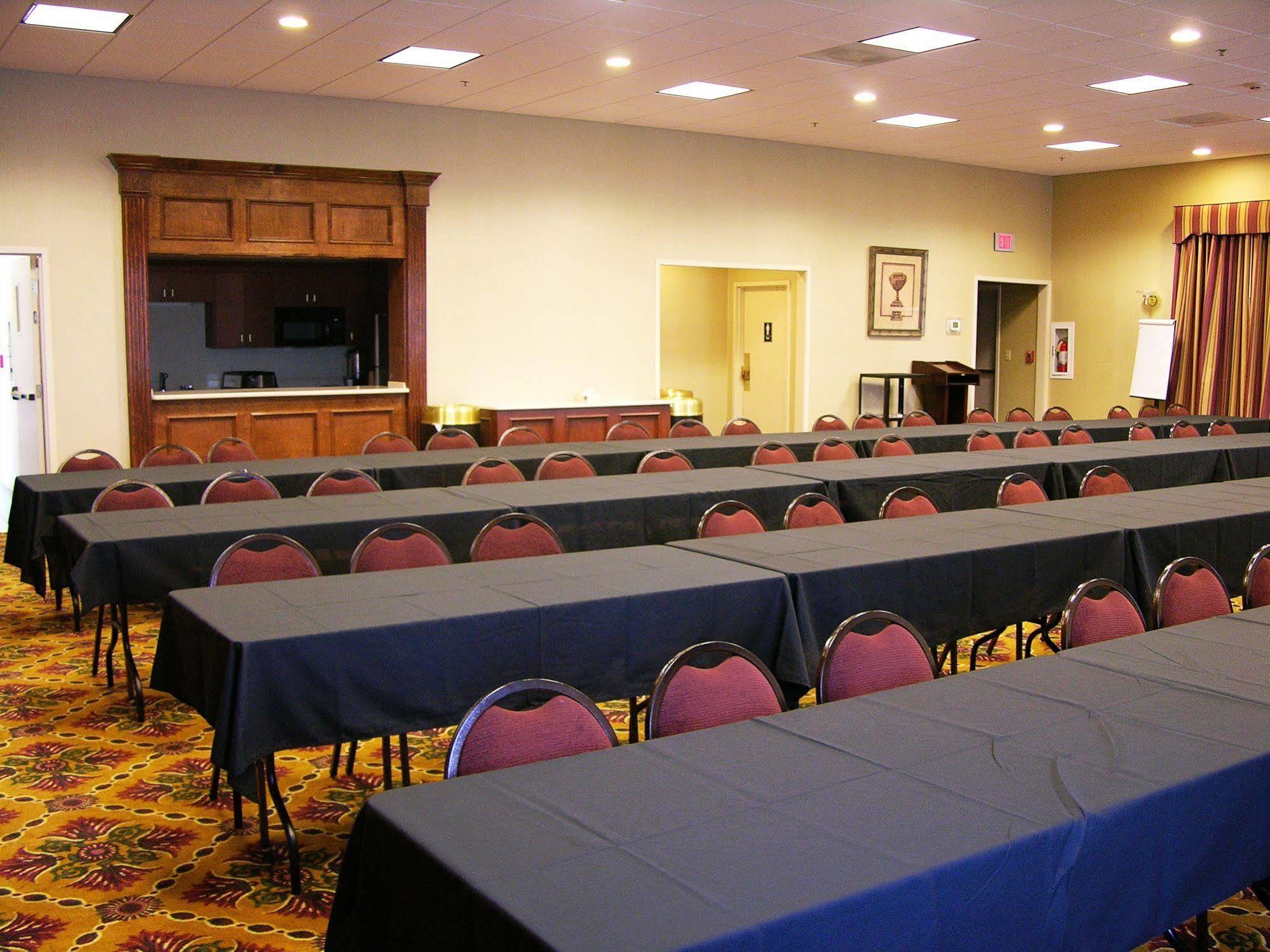 Ashmore Inn And Suites Lubbock Ngoại thất bức ảnh
