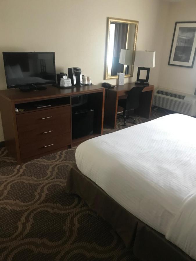 Ashmore Inn And Suites Lubbock Ngoại thất bức ảnh